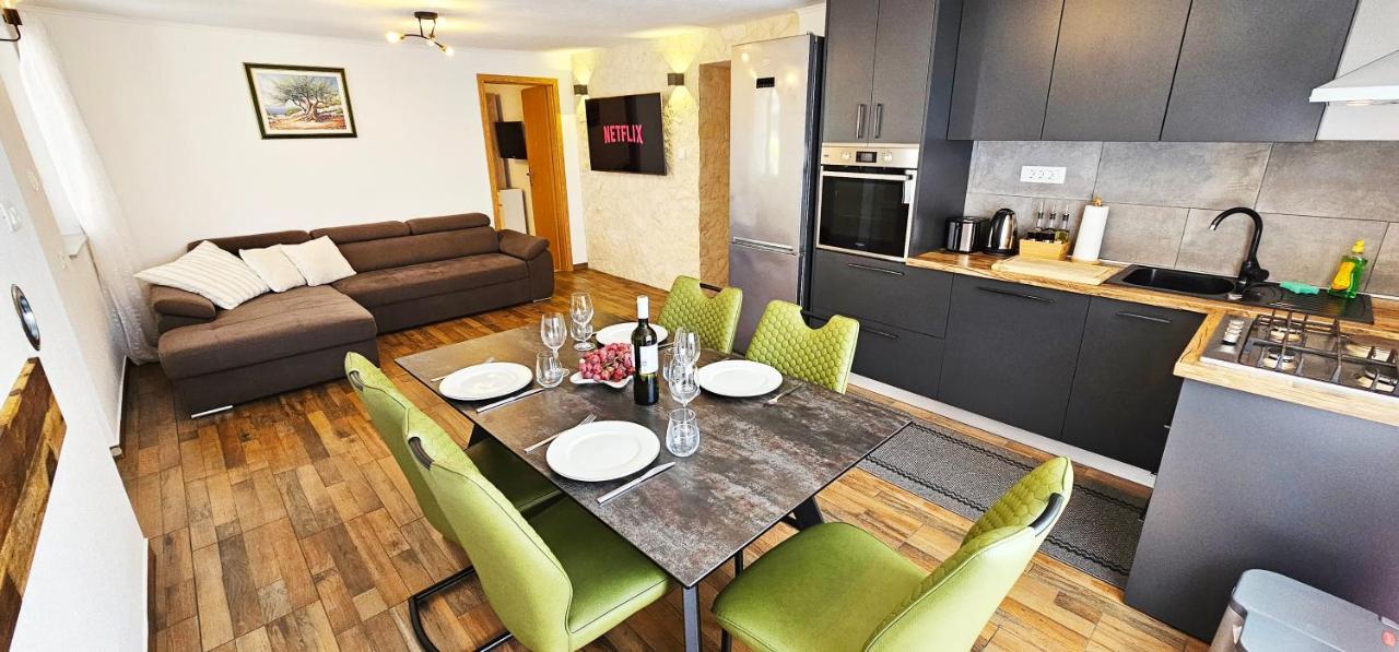 Modern 3Br Apartments In Zadar With Balcony Or Terrace, Free Parking & Ac Exteriör bild
