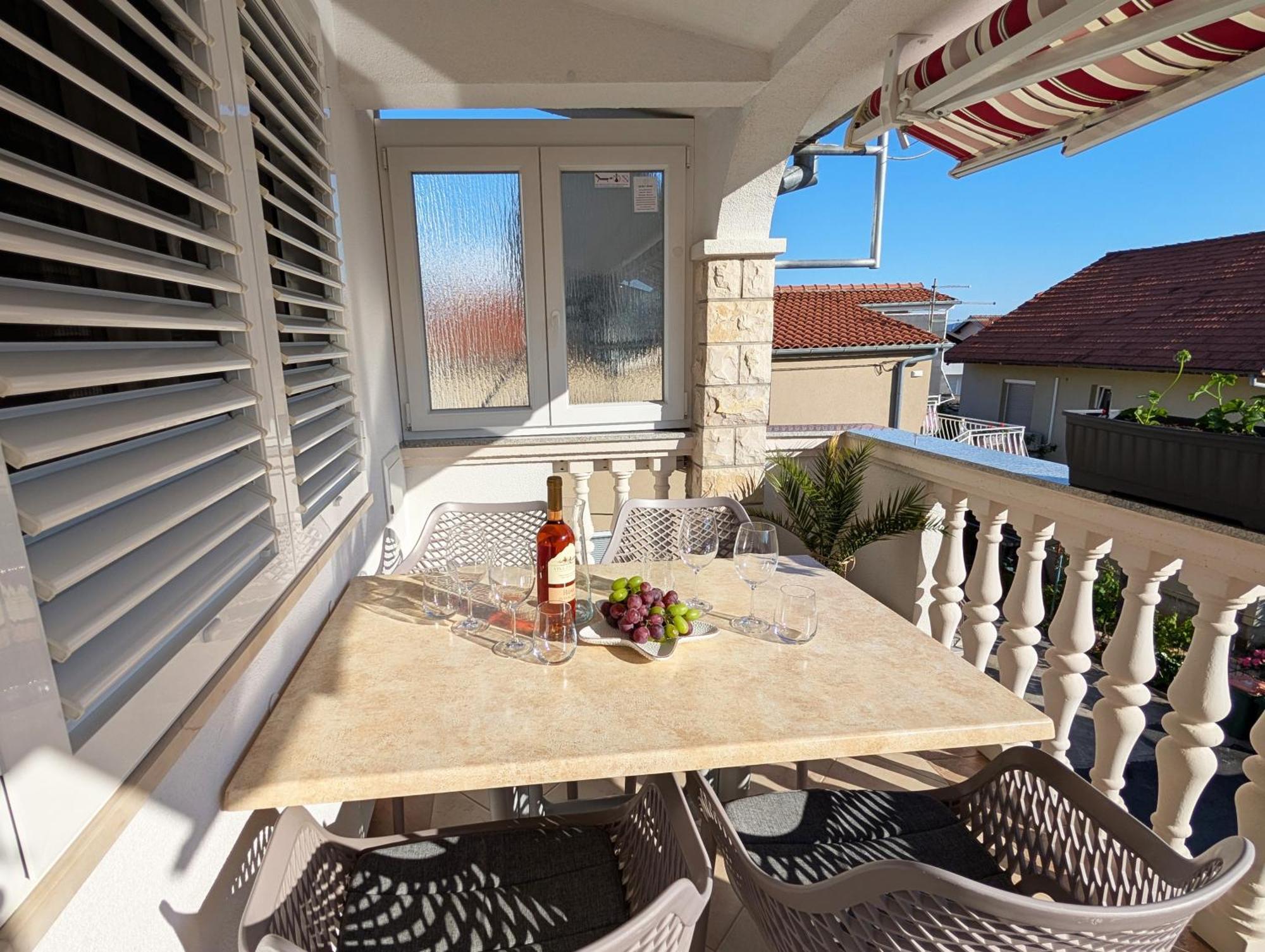 Modern 3Br Apartments In Zadar With Balcony Or Terrace, Free Parking & Ac Rum bild